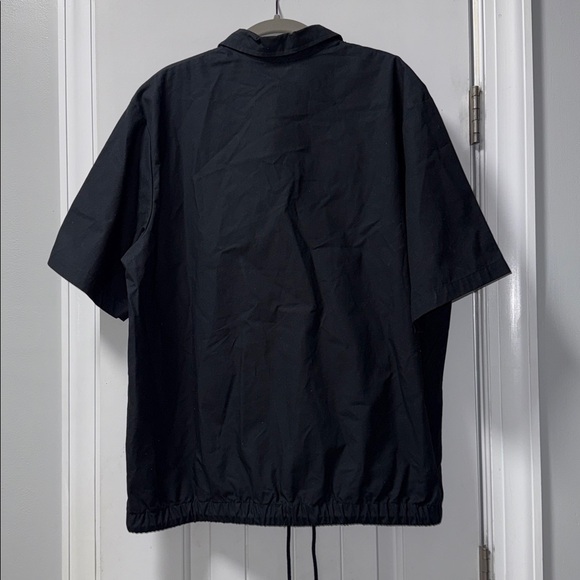 Nike Black Short Sleeve Button down Loose fit Shirt - Picture 3 of 3